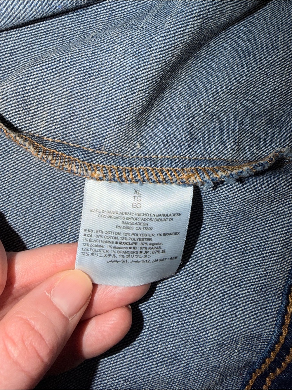 Old Navy Denim Jean Jacket Dark Wash Trucker XL Classic Fall Photos Game Day - Picture 8 of 10
